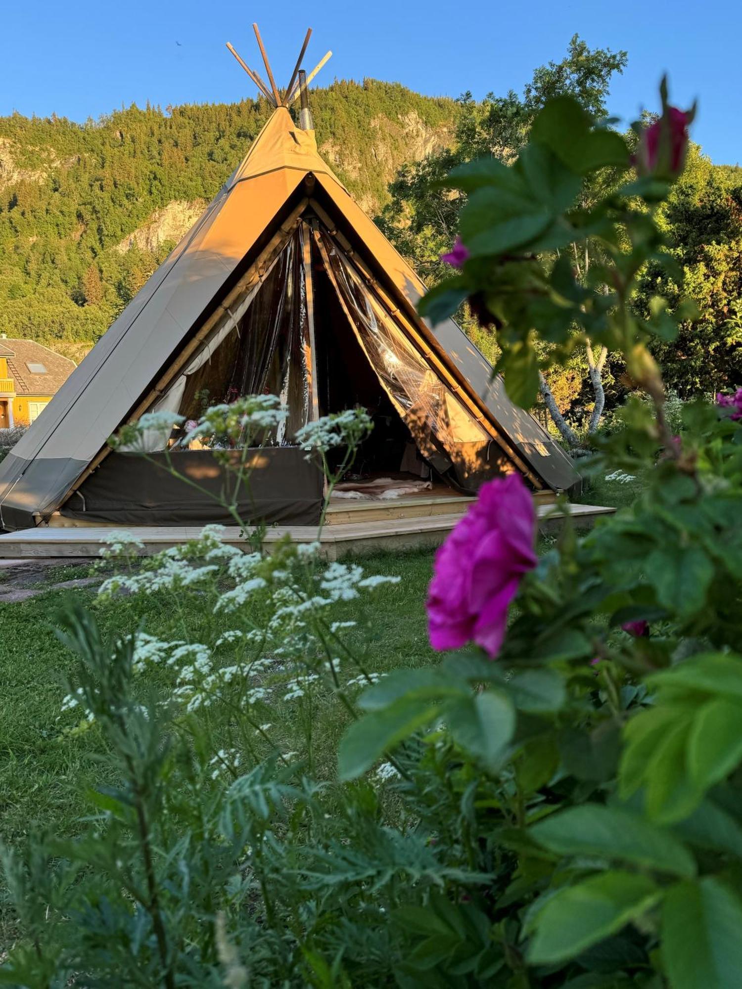 Strandheimen Guesthouse Melhus Buitenkant foto
